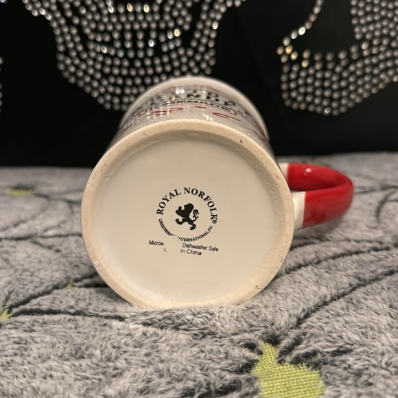 Christmas Mug - Picture 3 of 3